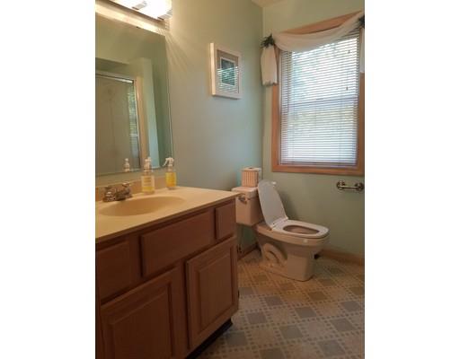 27 Marmon, Springfield, MA 01129 photo 8