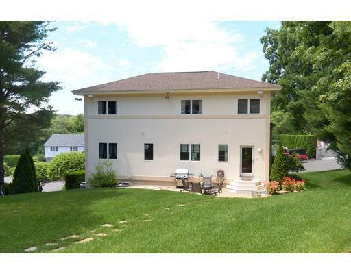 11 Pine Tree Dr, Saugus, MA 01906 photo 3
