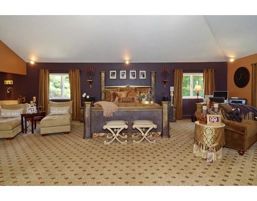 11 Pine Tree Dr, Saugus, MA 01906 photo 22