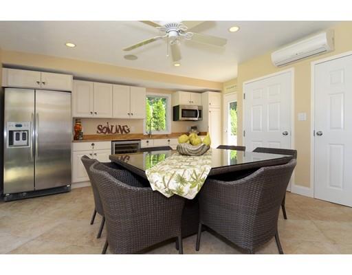 11 Pine Tree Dr, Saugus, MA 01906 photo 8