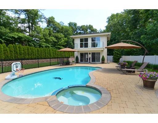 11 Pine Tree Dr, Saugus, MA 01906 photo 5