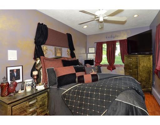 11 Pine Tree Dr, Saugus, MA 01906 photo 27