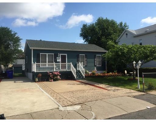 70 Tyler St, Springfield, MA 01109 photo 1