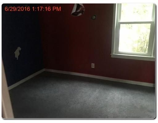 37 Kay St, Fall River, MA 02724 photo 2