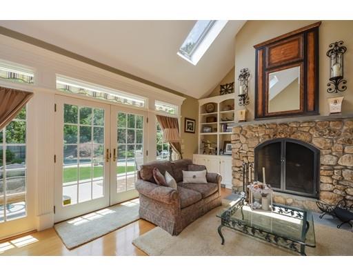 159 Cotuit Bay Dr, Cotuit, MA 02635 photo 4