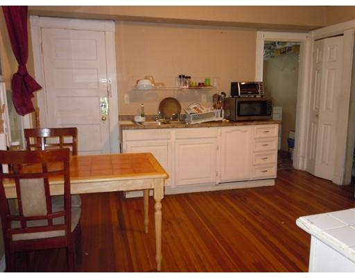 17 Lyndale St, Springfield, MA 01108 photo 13