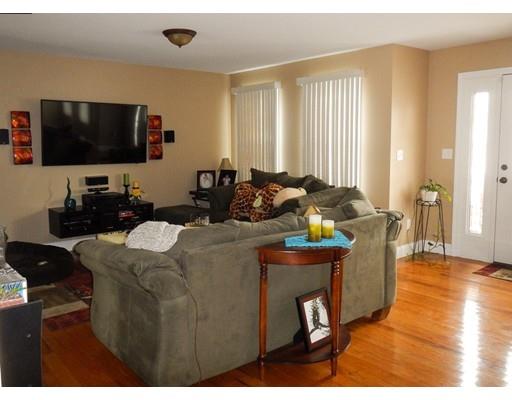 423 Detroit St, Fall River, MA 02721 photo 4