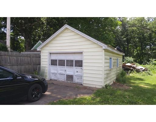 101 Thaddeus St, Chicopee, MA 01020 photo 3