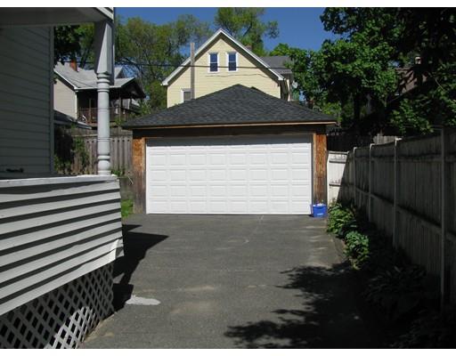 53 E Alvord St, Springfield, MA 01108 photo 2