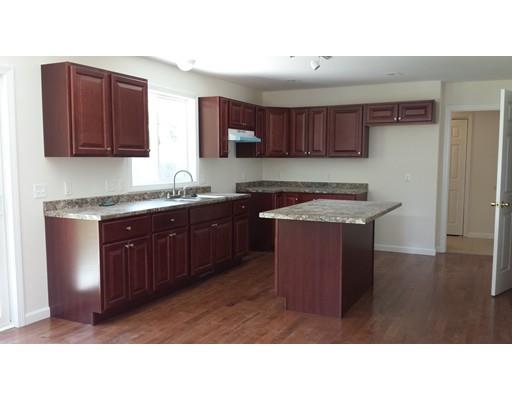 59 Peekskill Ave, Springfield, MA 01129 photo 5