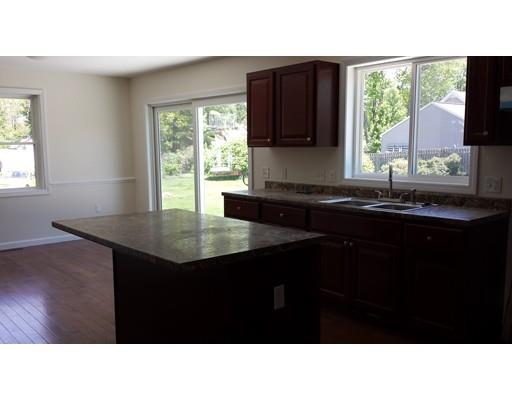 59 Peekskill Ave, Springfield, MA 01129 photo 6