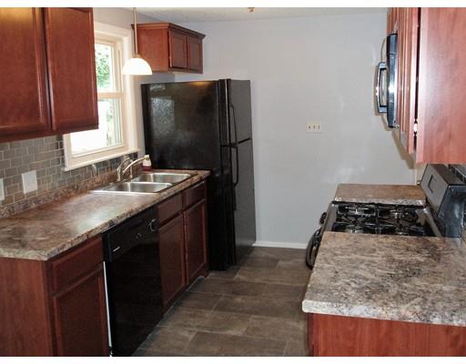 22 Gatewood Rd, Springfield, MA 01119 photo 4
