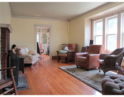 8 Stark Rd, Worcester, MA 01602 photo 4