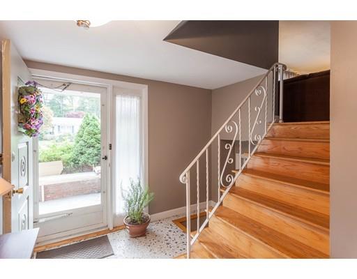 33 Burt St, Acushnet, MA 02743 photo 5