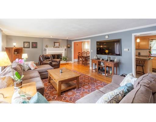 33 Burt St, Acushnet, MA 02743 photo 7