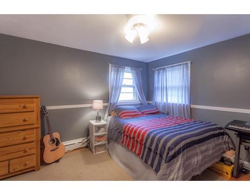 33 Burt St, Acushnet, MA 02743 photo 18