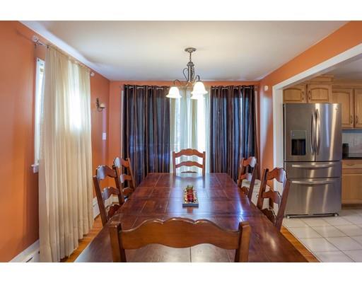 33 Burt St, Acushnet, MA 02743 photo 10