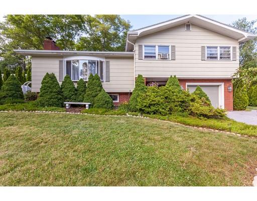 33 Burt St, Acushnet, MA 02743 photo 1