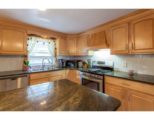 33 Burt St, Acushnet, MA 02743 photo 11