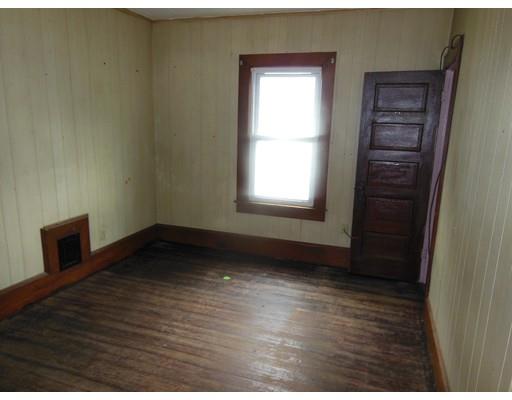 46 Quebec St, Springfield, MA 01151 photo 10