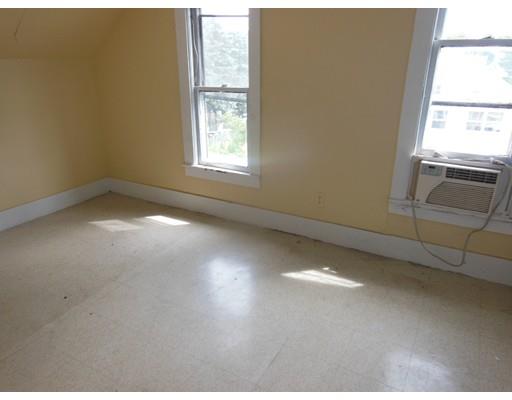 46 Quebec St, Springfield, MA 01151 photo 17