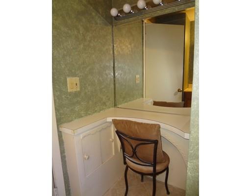 41 Beesley Ave, Chicopee, MA 01013 photo 12