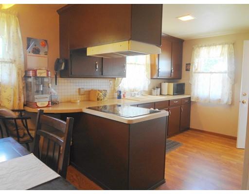 41 Beesley Ave, Chicopee, MA 01013 photo 6