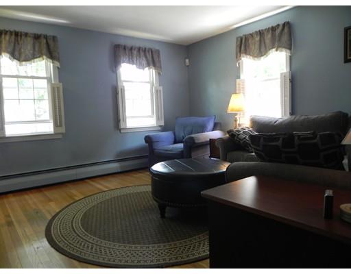 86 Whiting St, Hingham, MA 02043 photo 2