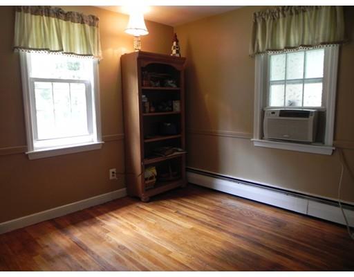 86 Whiting St, Hingham, MA 02043 photo 5