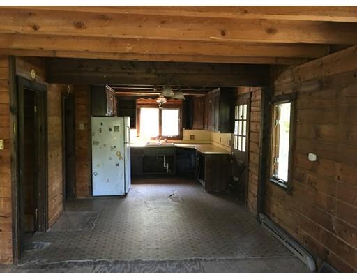 98 North St, Plainfield, MA 01070 photo 5