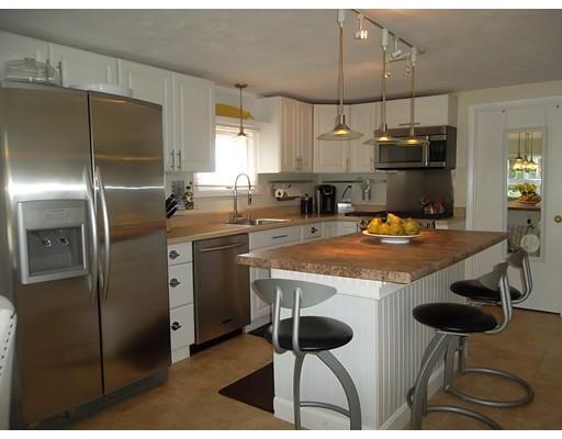 3 Eighth Ave, Wareham, MA 02571 photo 3