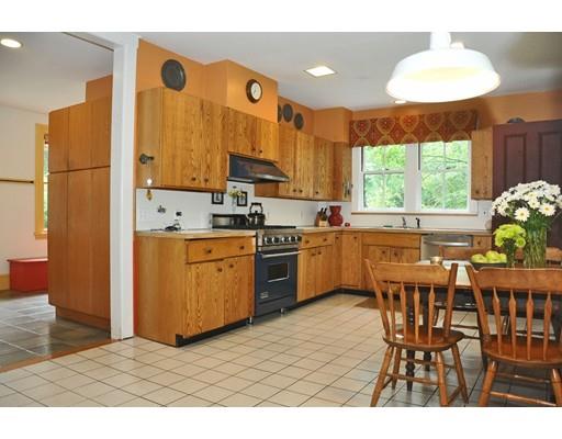 74 Maple St, Milton, MA 02186 photo 5