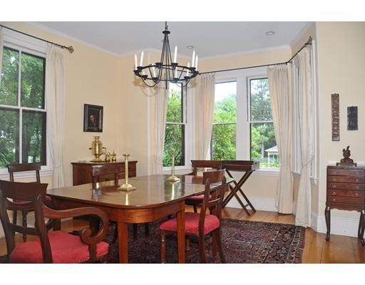 74 Maple St, Milton, MA 02186 photo 4