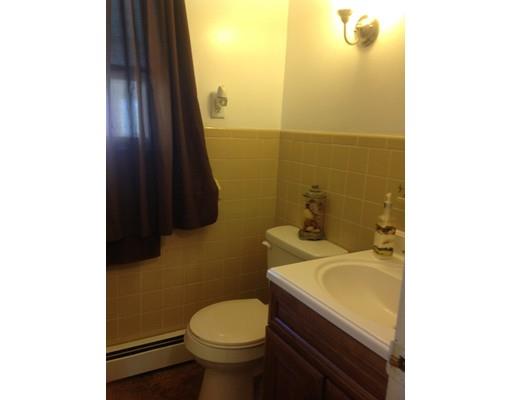 382 Springfield St, Springfield, MA 01107 photo 12
