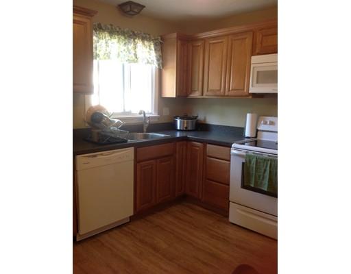 382 Springfield St, Springfield, MA 01107 photo 9