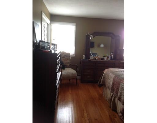 382 Springfield St, Springfield, MA 01107 photo 17