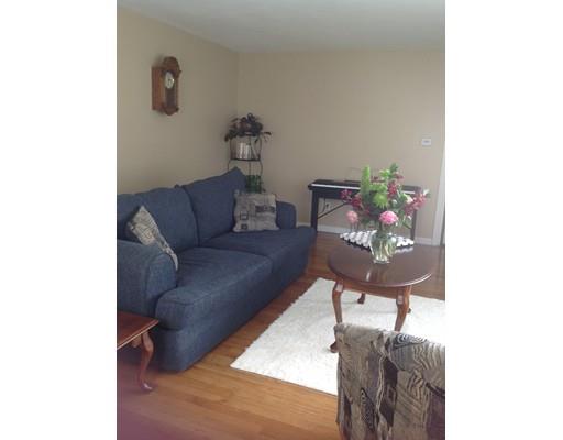 382 Springfield St, Springfield, MA 01107 photo 4