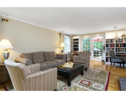 153 Jordan Rd, Brookline, MA 02446 photo 4