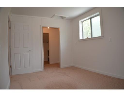 22 Lee Rd, Dracut, MA 01826 photo 8