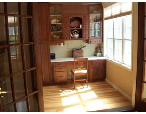 151 Garden St, Fall River, MA 02720 photo 4
