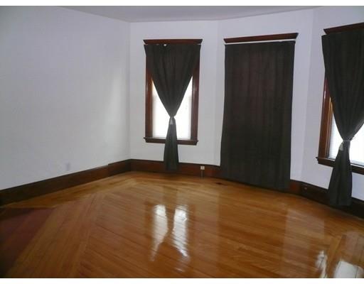 43 Webster St, Everett, MA 02149 photo 4