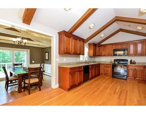 14 Everett St, Norfolk, MA 02056 photo 2