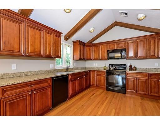 14 Everett St, Norfolk, MA 02056 photo 9