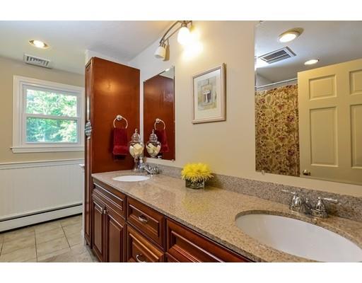 14 Everett St, Norfolk, MA 02056 photo 20