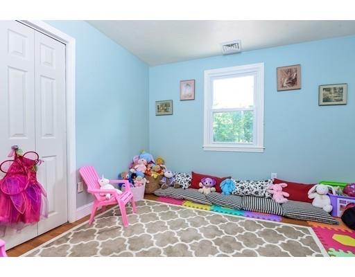 14 Everett St, Norfolk, MA 02056 photo 19