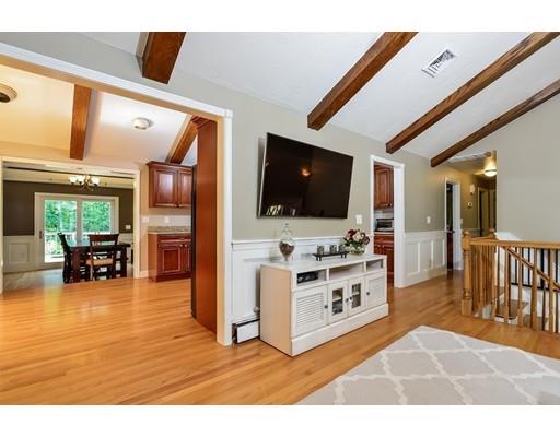 14 Everett St, Norfolk, MA 02056 photo 8