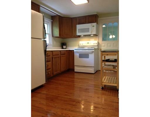 14 Rose Ln, North Grafton, MA 01536 photo 4