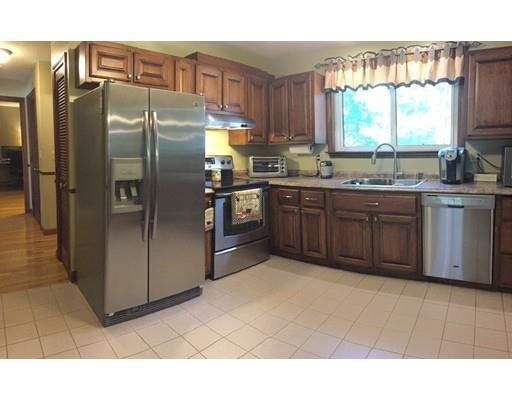 81 Anthony St, Berkley, MA 02779 photo 14