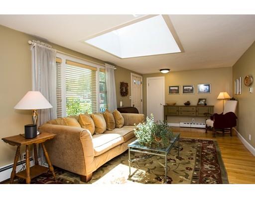 3 Leo Rd, Sharon, MA 02067 photo 5