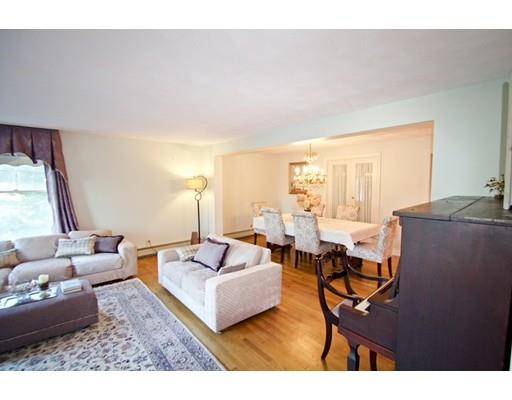 12 Lucia Rd, Marblehead, MA 01945 photo 13
